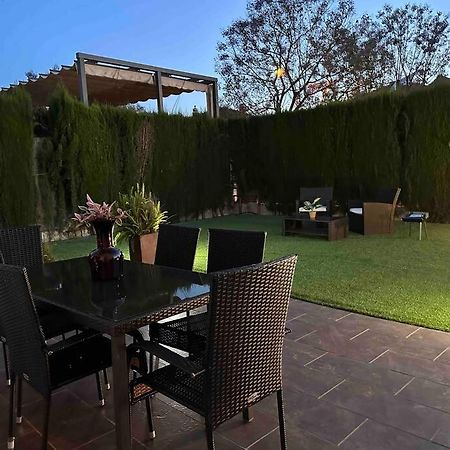 Modern 5-Bedroom Villa With Pool Montequinto Zewnętrze zdjęcie