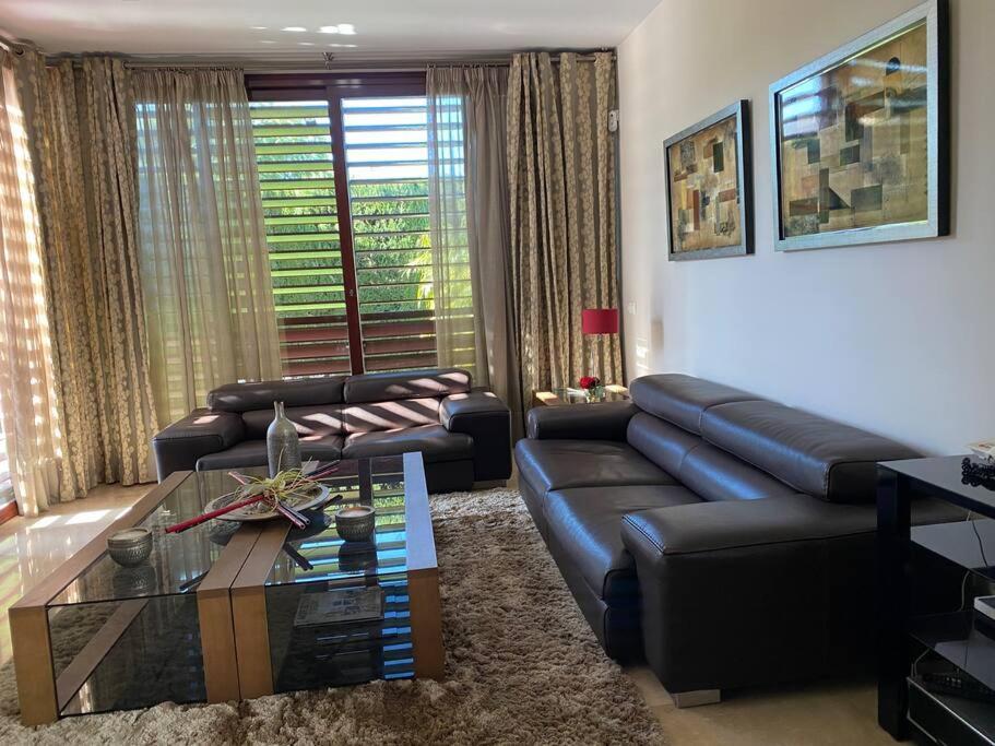 Modern 5-Bedroom Villa With Pool Montequinto Zewnętrze zdjęcie